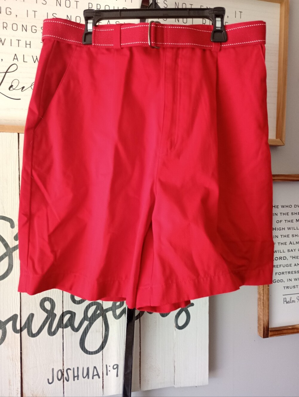 NWT Vintage Red Shorts Size 12 Women's Shorts Size 12